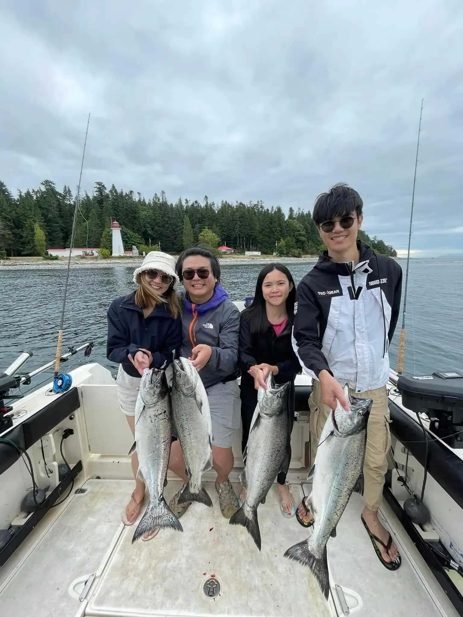 Group Salmon Charter Quadra Island Lighthouse